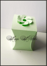 Кутийка за подаръче за сватба модел Halo светло зелено