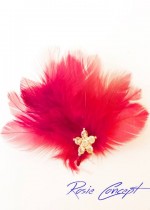 Дизайнерски ръчно изработени брошки - украса за коса с пера и кристали цвят червено Red Bird