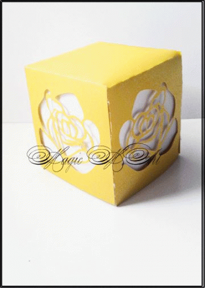 Кутийка за подаръче за рожден ден модел Rose светло жълто